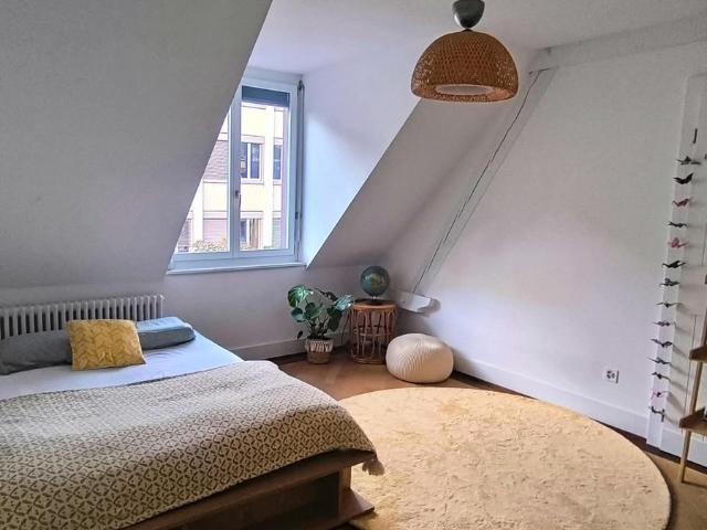 Zimmer mieten in Einigen, Zürich