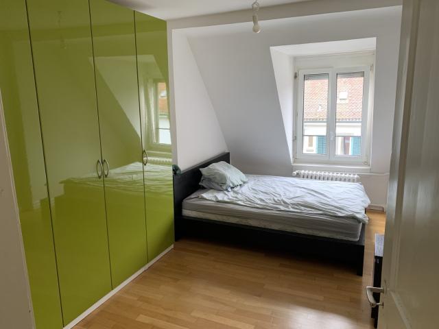 Zimmer mieten in Einigen, Zürich