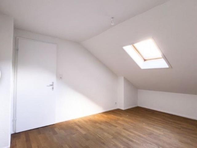 Zimmer mieten in Einigen, Zürich