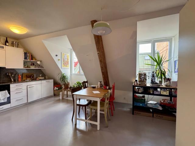 Zimmer mieten in Einigen, Zürich