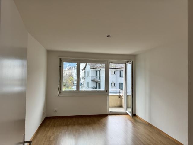 Zimmer mieten in Einigen, Zürich