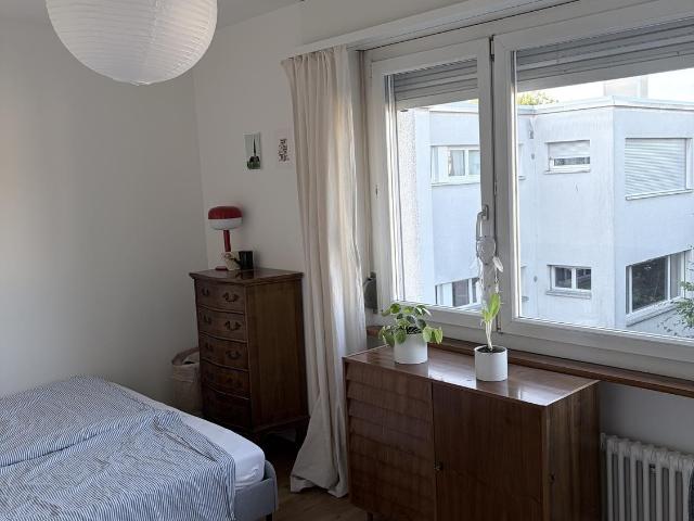 Zimmer mieten in Einigen, Zürich