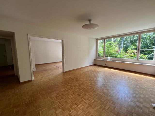 Zimmer mieten in Einigen, Zürich