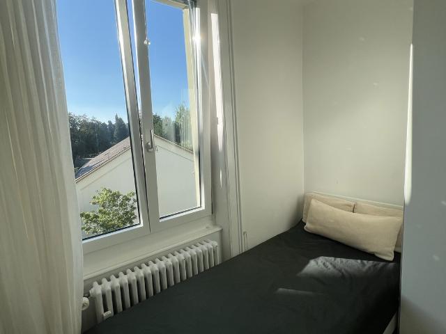 Zimmer mieten in Einigen, Zürich