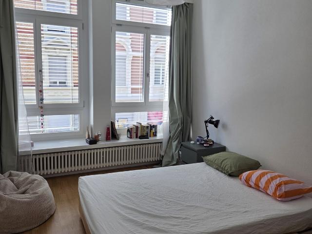 Zimmer mieten in Einigen, Zürich