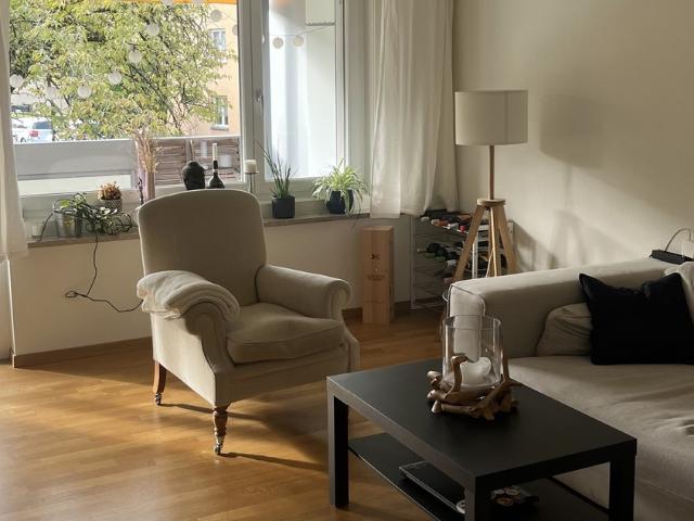 Zimmer mieten in Einigen, Zürich