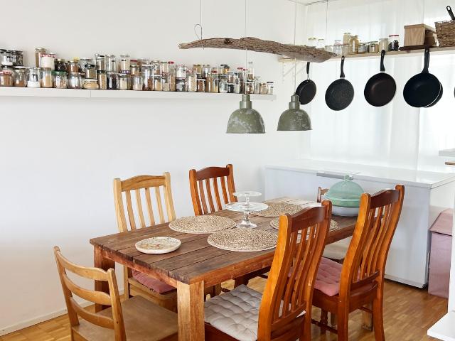 Zimmer mieten in Einigen, Zürich
