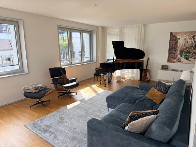 Zimmer mieten in Einigen, Zürich