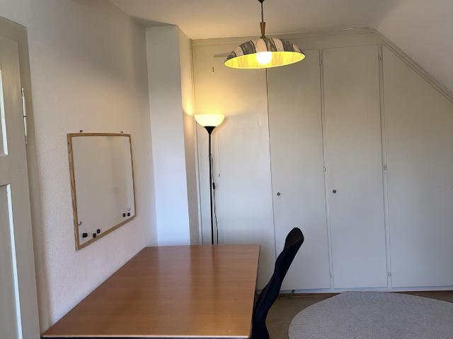 Zimmer mieten in Einigen, Zürich