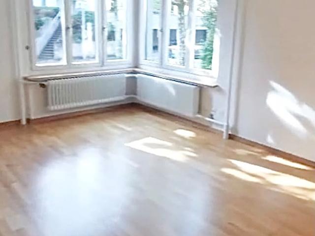 Zimmer mieten in Einigen, Zürich