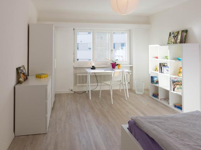 Zimmer mieten in Einigen, Zürich