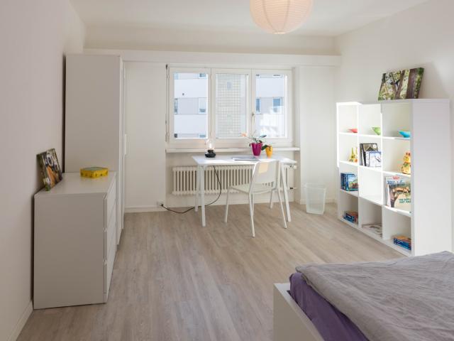 Zimmer mieten in Einigen, Zürich