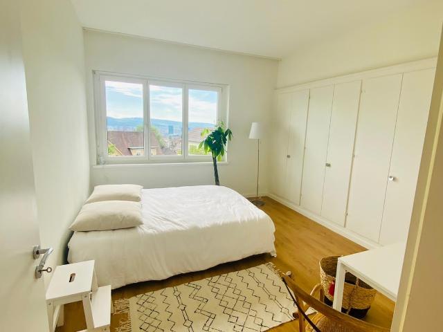 Zimmer mieten in Einigen, Zürich