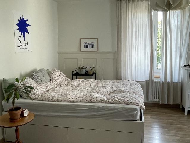 Zimmer mieten in Einigen, Zürich