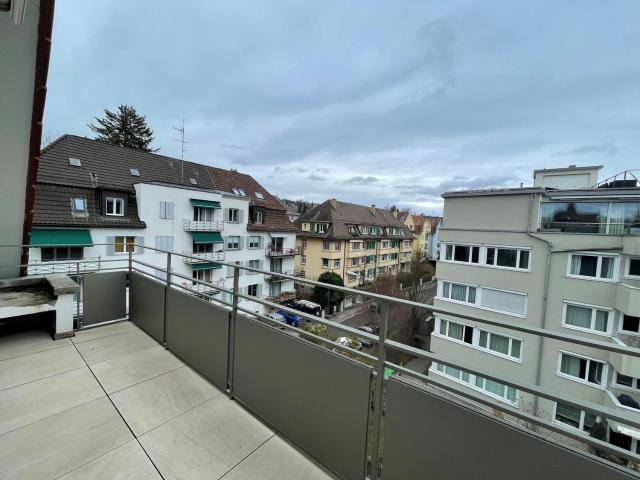 Zimmer mieten in Einigen, Zürich