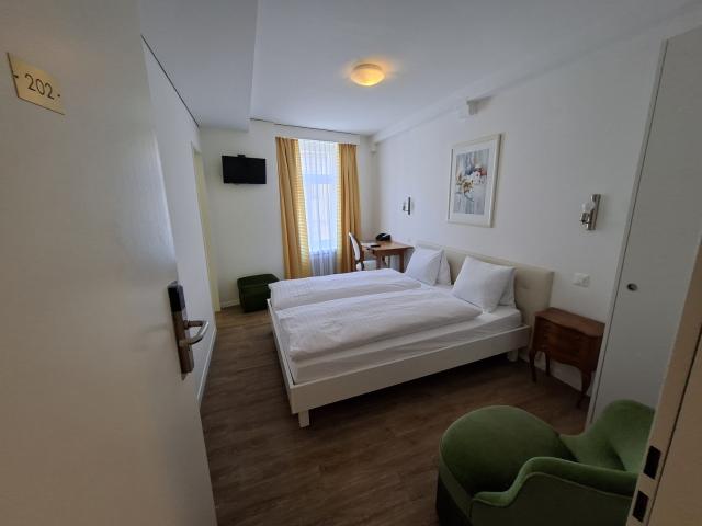 Zimmer mieten in Schwarzenbach (SG), St. Gallen