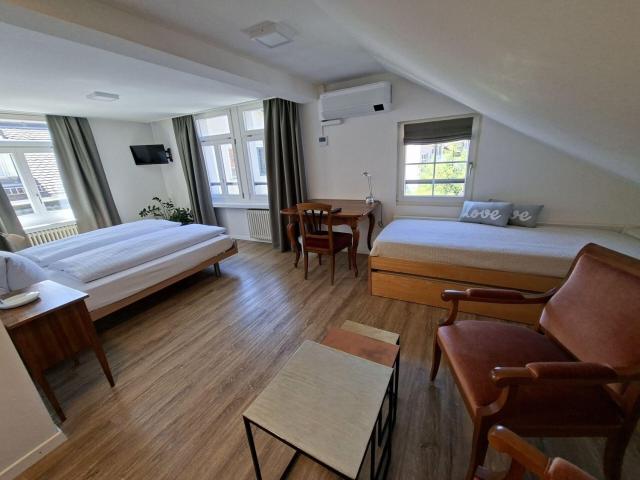 Zimmer mieten in Schwarzenbach (SG), St. Gallen