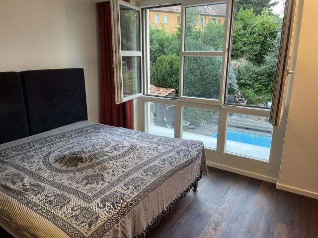 Zimmer mieten in Einigen, Zürich