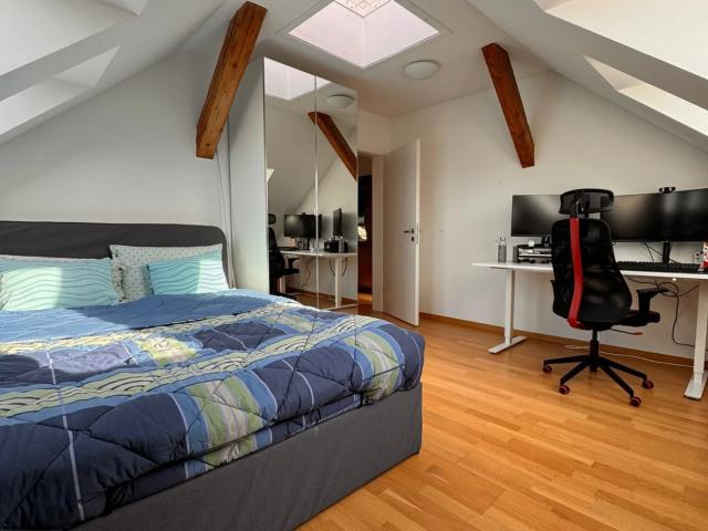 Zimmer mieten in Einigen, Zürich