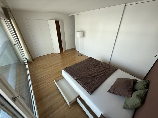 Zimmer mieten in Einigen, Zürich