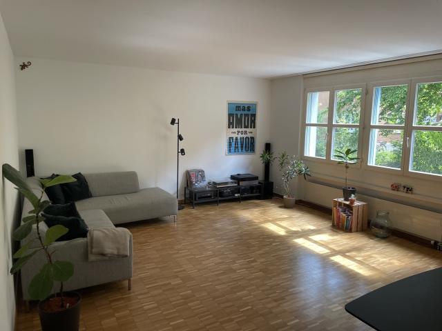 Zimmer mieten in Einigen, Zürich