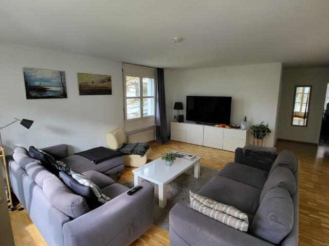 Zimmer mieten in Einigen, Zürich