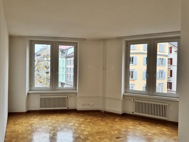 Zimmer mieten in Einigen, Zürich