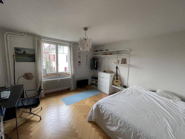 Zimmer mieten in Einigen, Zürich