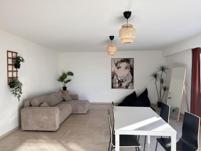 Zimmer mieten in Einigen, Zürich