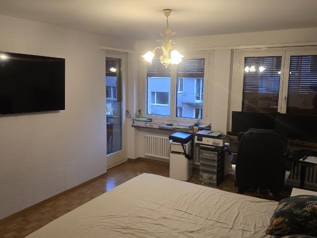 Zimmer mieten in Einigen, Zürich