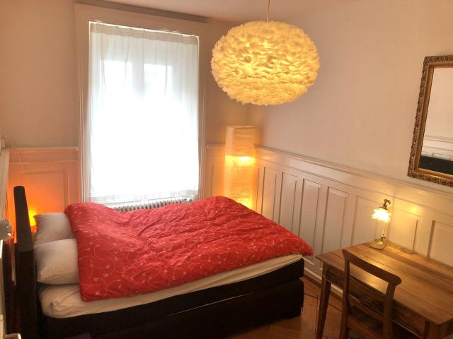 Zimmer mieten in Einigen, Zürich