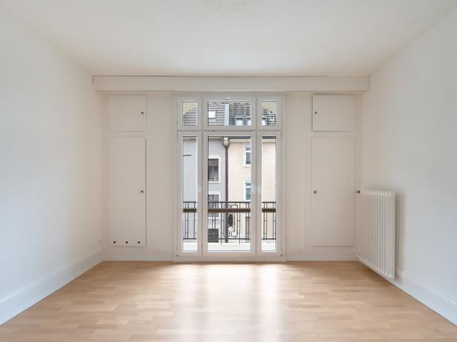 Zimmer mieten in Einigen, Zürich