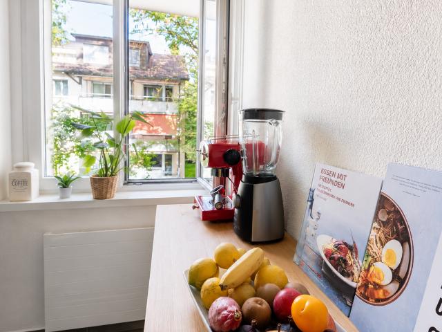 Zimmer mieten in Einigen, Zürich
