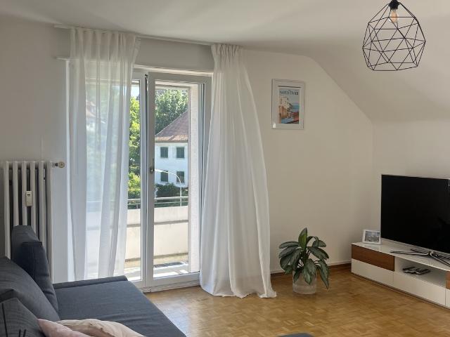 Zimmer mieten in Einigen, Zürich
