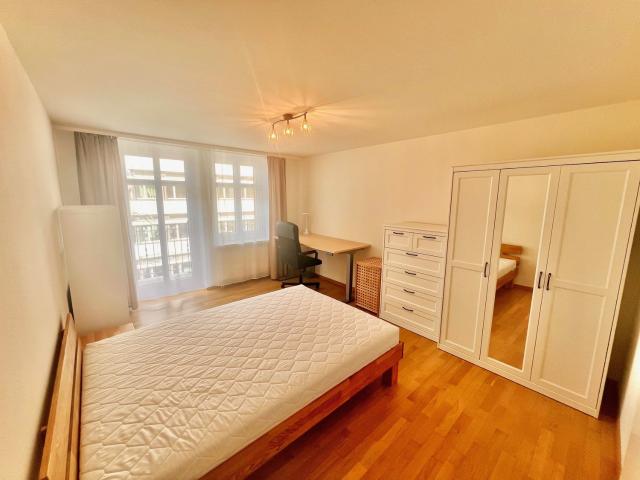 Zimmer mieten in Einigen, Zürich