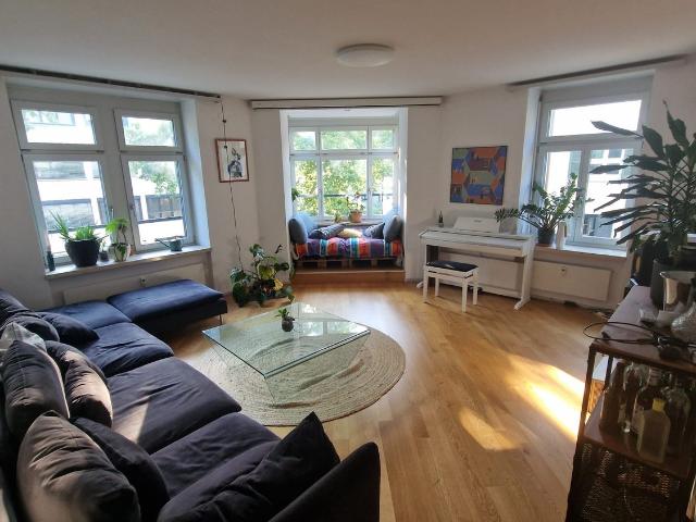 Zimmer mieten in Einigen, Zürich