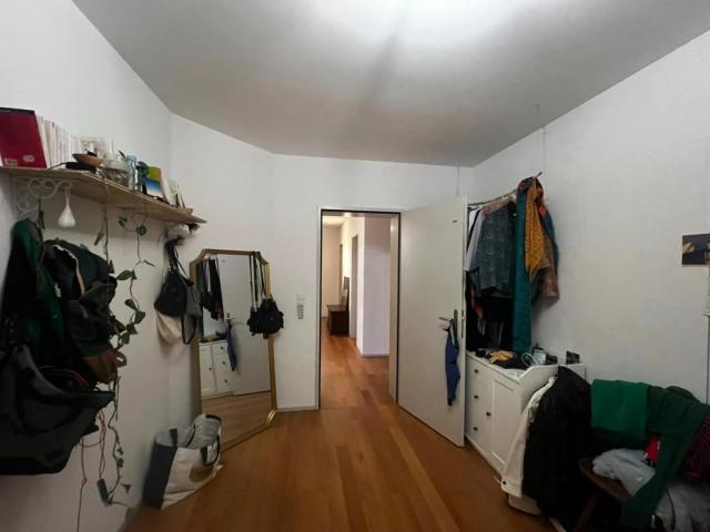 Zimmer mieten in Einigen, Zürich