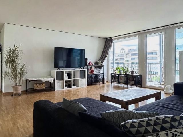 Zimmer mieten in Einigen, Zürich