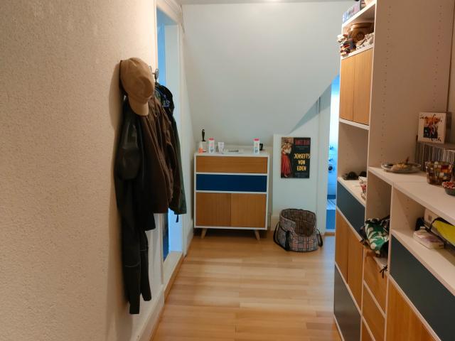 Zimmer mieten in Einigen, Zürich