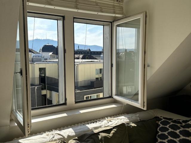 Zimmer mieten in Einigen, Zürich