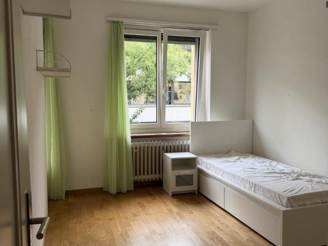 Zimmer mieten in Einigen, Zürich