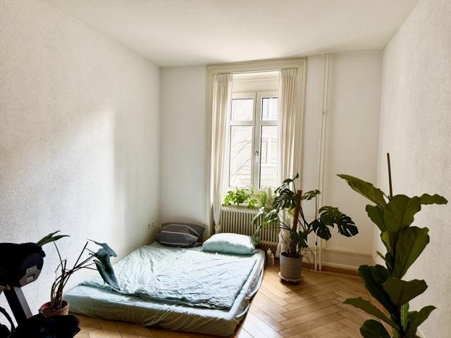 Zimmer mieten in Einigen, Zürich