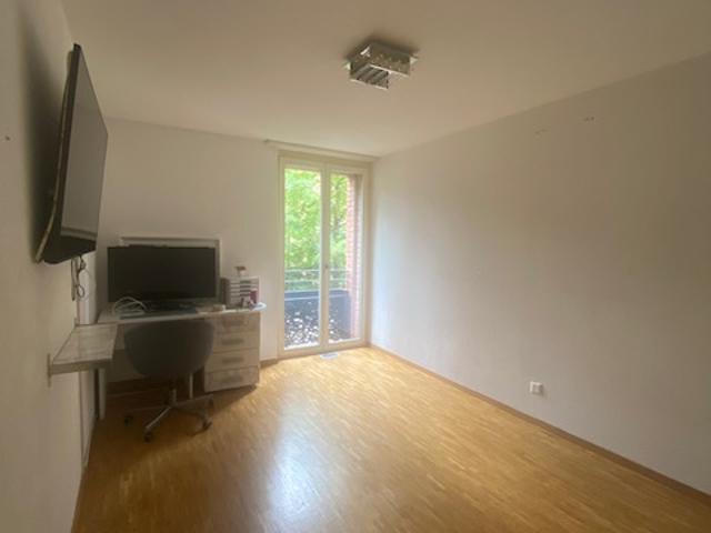 Zimmer mieten in Einigen, Zürich