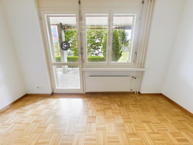 Zimmer mieten in Einigen, Zürich