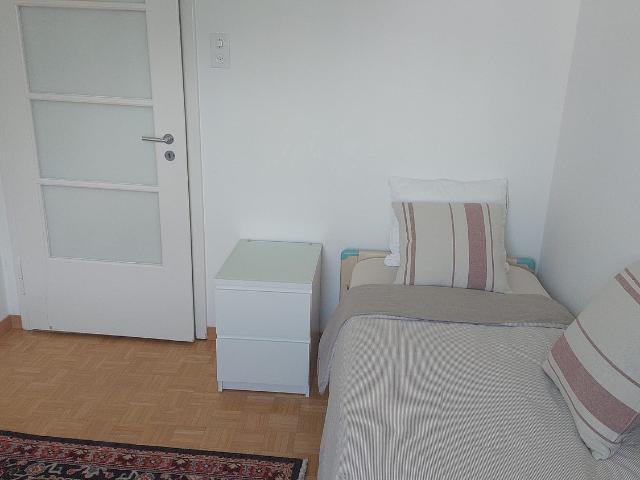 Zimmer mieten in Einigen, Zürich