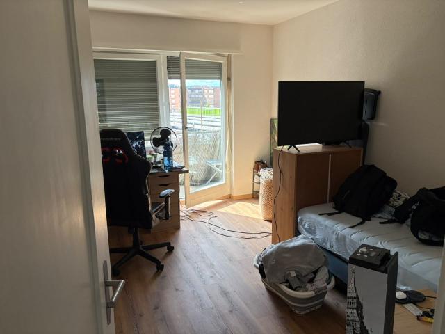 Zimmer mieten in Einigen, Zürich