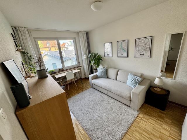 Zimmer mieten in Einigen, Zürich