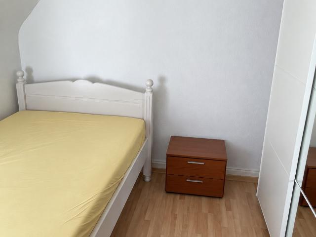 Zimmer mieten in Einigen, Zürich