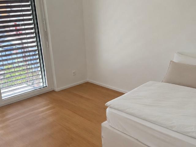 Zimmer mieten in Einigen, Zürich