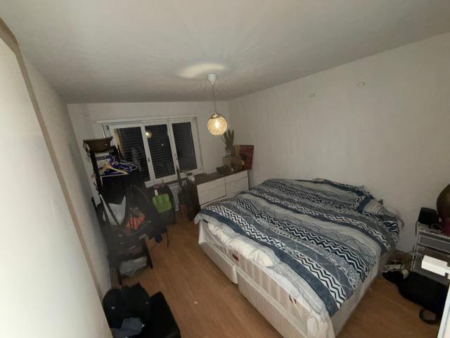 Zimmer mieten in Einigen, Zürich